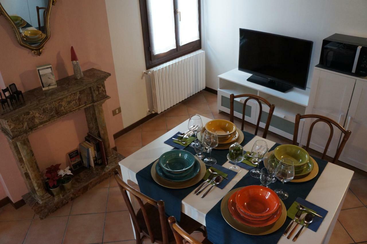 La Scarana Leilighet Ferrara Eksteriør bilde